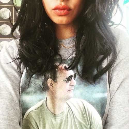 M.I.A. одела толстовку с изображением Владимира Путина