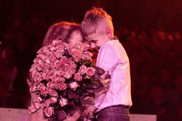 Тина Кароль с сыном Вениамином  