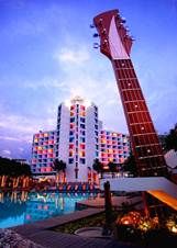 Описание: Описание: http://searchresort.ru/wp-content/uploads/2009/04/hard_rock_pattaya102.jpg