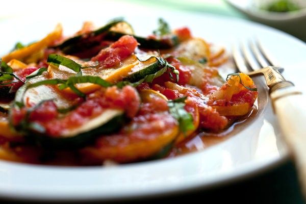 Жареные кабачки с овощами